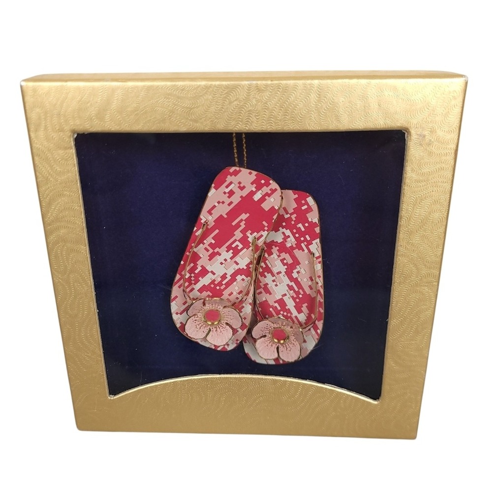 Beacon Design Pink Camo Flip Flops 24K Gold Brass Ornament Made USA New In Box